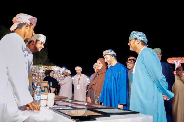 زيارات ميدانية من كبار المسؤولين للوقوف على سير العمل في 'ليالي مسقط'.. وإشادات بجهود بلدية مسقط في تنظيم الحادث البارز