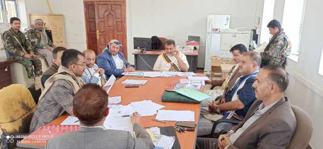 مناقشة خطة وحدة تمويل المشاريع والمبادرات الزراعية بمحافظة البيضاء 