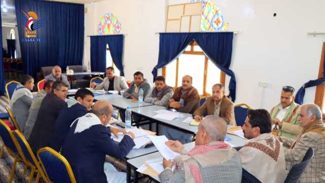 لجنة مناقصات محافظة صنعاء تستعرض العروض المرفوعة من الجهات المعنية