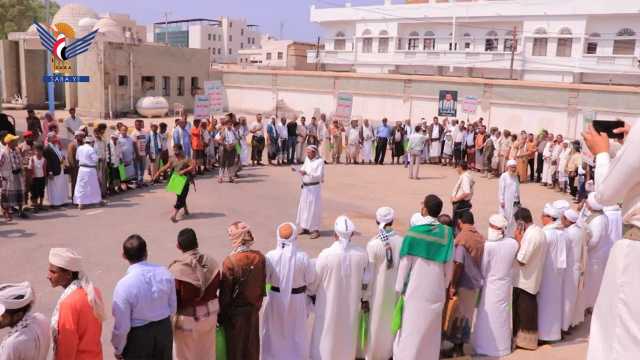 وقفة احتجاجية لإرشاد وعلماء الحديدة تنديدا بجرائم العدو الصهيوني بحق الشعب الفلسطيني