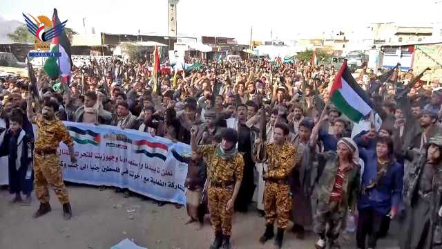 مسيرتان بمحافظة مأرب تضامناً مع الشعب الفلسطيني ودعماً لغزة