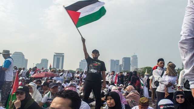 مظاهرة مليونية في جاكرتا دعما لفلسطين وتنديدا بالعدوان الصهيوني على غزة