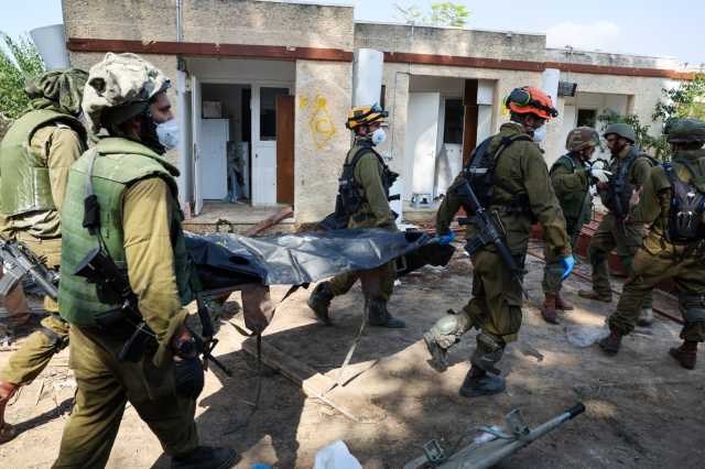جيش العدو يعترف بمصرع ضابط وإصابة ثلاثة جنود خلال المعارك في غزة