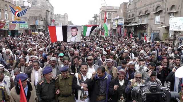 أبناء مديريات المربع الشمالي بإب يخرجون في مسيرة حاشدة نصرة للشعب الفلسطيني