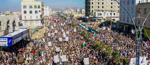 ثلاث مسيرات حاشدة في عمران بعنوان “اليمن وفلسطين خندق واحد”