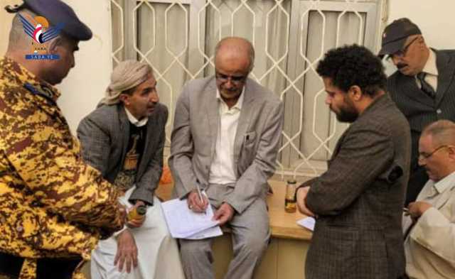رئيس نيابة محافظة صنعاء يتفقد سير العمل في نيابتي همدان والجزائية