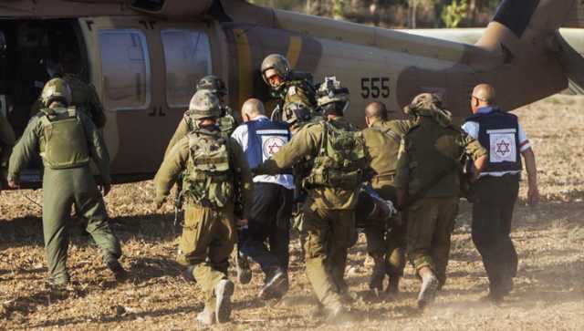 جيش العدو الصهيوني يُقر بمصرع أربعة من ضباطه وجنوده جنوب قطاع غزة