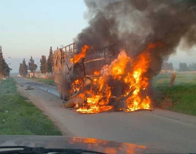 عدوان صهيوني يستهدف شاحنة في منطقة القصير قرب الحدود السورية اللبنانية