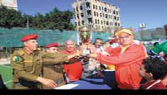 تكريم الفائزين في البطولة العسكرية الثانية على كأس الشهيد القائد