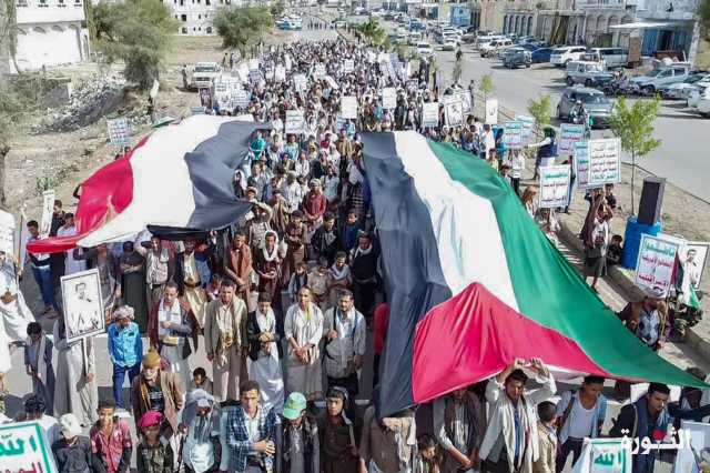 خمس مسيرات بتعز بعنوان “قادمون في العام العاشر.. وفلسطين قضيتنا الأولي”