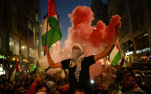 تظاهرة حاشدة في الدنمارك نصرةً لغزة وللمطالبة بوقف الإبادة الجماعية