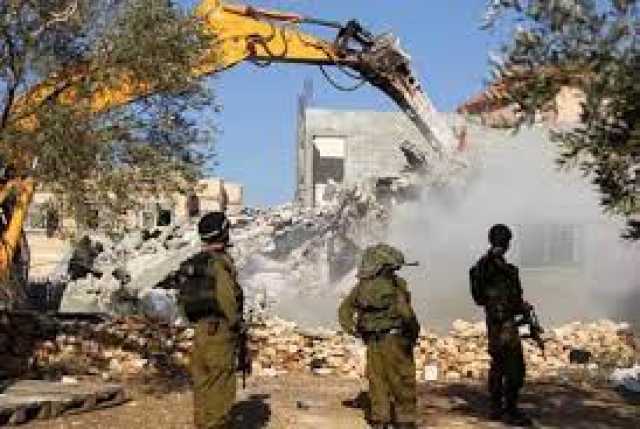 العدو الصهيوني يهدم منزل أسير فلسطيني في كفردان غرب جنين