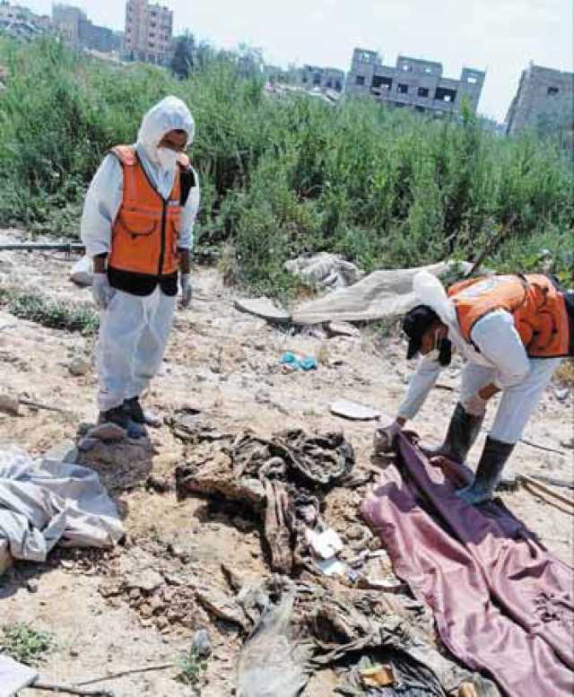 العدو الصهيوني يرتكب مزيداً من المجازر جنوب غزة وانتشال جثامين عشرات الشهداء