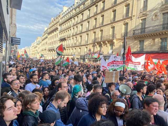 الآلاف يتظاهرون في باريس تنديدا بمجزرة العدو الصهيوني في رفح