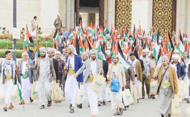 في العرس الجماعي الرابع للزكاة.. قيادات ومسؤولون لـ ” الثورة “:نحث المجتمع اليمني على محاربة غلاء المهور وتنفيذ وثيقة تيسير الزواج