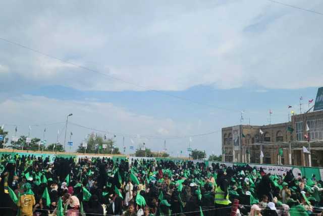 مهرجان حاشد للقطاع النسائي بالمحويت بذكرى المولد النبوي