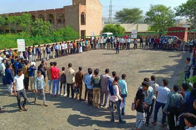 وقفات لجامعتي تعز والعلوم والتكنولوجيا والمعهد التقني الصناعي تضامناً مع فلسطين ولبنان