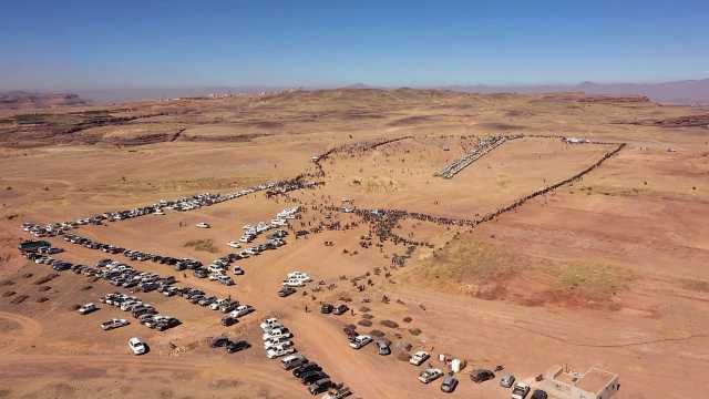 وقفة قبلية في بني حشيش بصنعاء دعماً لغزة وتحدياً للعدو الأمريكي والصهيوني