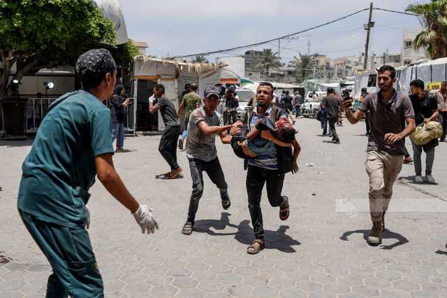 شهداء غالبيتهم أطفال في قصف العدو تجمعا للمواطنين الفلسطينيين في مخيم النصيرات