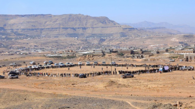 وقفة قبلية في مديرية نهم بصنعاء نصرة لغزة وتحديًا للعدو الأمريكي الصهيوني