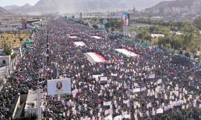 توجوا الخروج الشعبي الأضخم في العالم على مدى 15 شهراً بطوفان بشري “مع غزة.. ثبات وانتصار” اليمنيون يباركون الانتصار التاريخي للمقاومة الفلسطينية وهزيمة الكيان الصهيوني