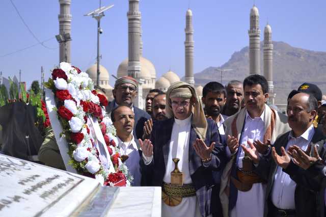 وزارة الاقتصاد تُحيي ذكرى الشهيد القائد والرئيس الشهيد