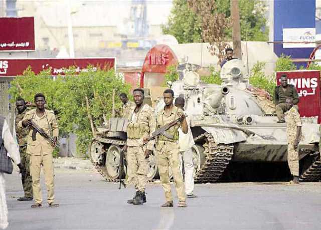 معارك عنيفة وسط الخرطوم والجيش يقطع عدداً من الطرق المؤدية للقصر الرئاسي