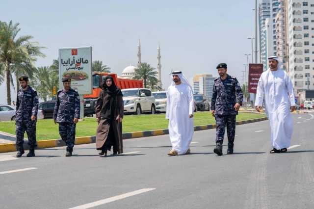 عبدالله بن سالم القاسمي يتابع الجهود الميدانية لصرف مياه الأمطار ويطلع على آثار الحالة الجوية بمنطقة المجاز