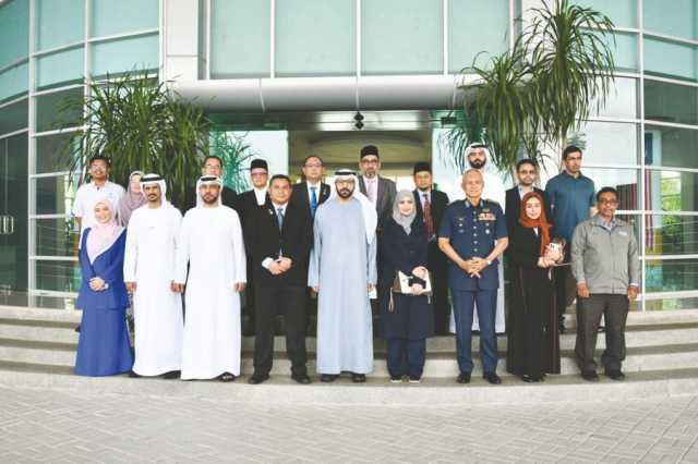 جامعة محمد بن زايد للعلوم الإنسانية تبحث التعاون العلمي مع جامعات ماليزية