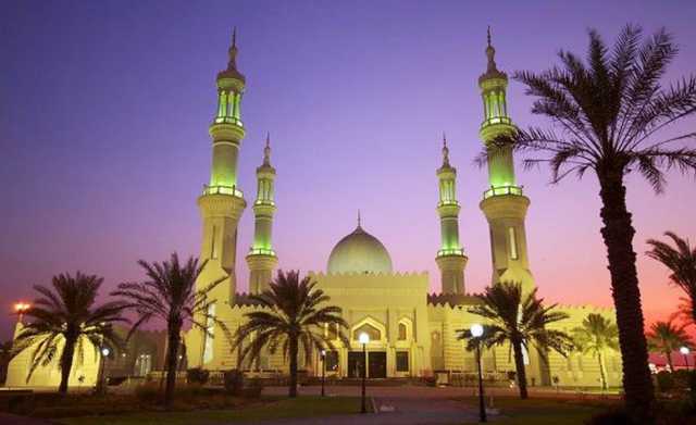 مسجد شيخ زايد الكبير في عجمان