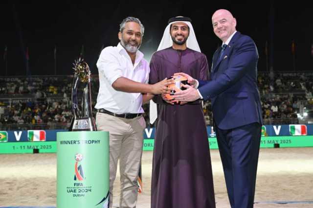 رئيس “الفيفا” يشكر الإمارات على تنظيمها المتميز لمونديال الشاطئية