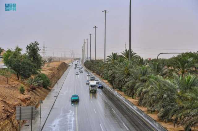 إنذار باللون الأصفر على الرياض.. أمطار خفيفة