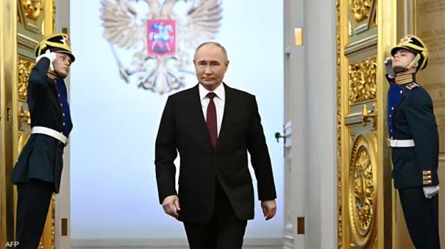 بوتين يقبل دعوة لزيارة كازاخستان في نوفمبر