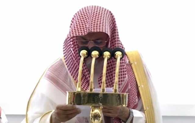الشيخ صالح بن حميد يحذر من الفتن والابتلاءات ويؤكد على الاستقامة