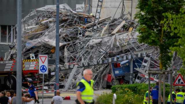 مقتل 3 عمال وإصابة 8 إثر انهيار سقالة بناء غربى سويسرا