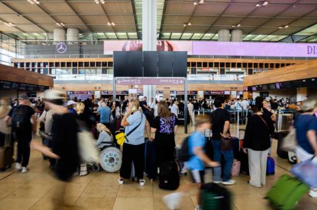 عودة العمل لطبيعته في مطار برلين بعد العطل التقني العالمي