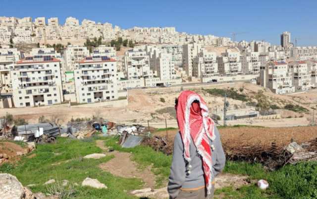 'الخارجية الفلسطينية': حكومة الاحتلال شرعنت 20 بؤرة استيطانية بالضفة الغربية