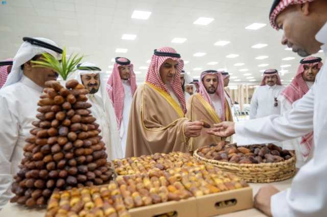 الجوف.. 60 صنفًا تستقطب زوار مهرجان الرطب الأول