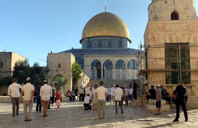 الخارجية الفلسطينية تحذر من مخططات إسرائيلية للنيل من المسجد الأقصى  