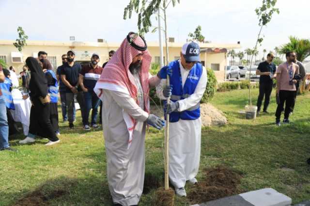 برنامج للتشجير وتنمية المسطحات الخضراء في مجمع إرادة والصحة النفسية بجدة