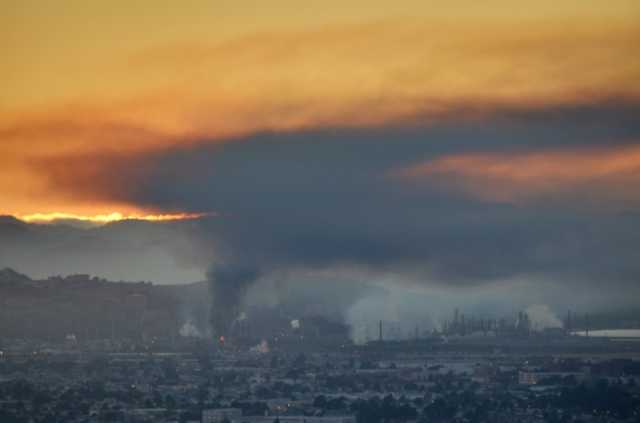 إخماد حريق في مصفاة 'سيزران' الروسية بعد ضربة أوكرانية