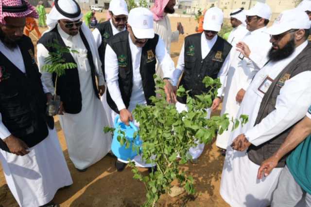 احتفاءً بيوم مبادرة السعودية الخضراء.. أمين منطقة الباحة يطلق مبادرة 'تشجير'