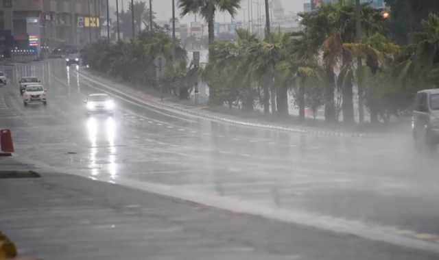 أمطار الباحة.. تفاصيل جهود التعامل مع الحالة المطرية بالمنطقة
