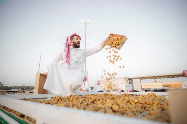 أكبر كرنفال في العالم.. سوق التمور بالقصيم يدخل موسوعة جينيس