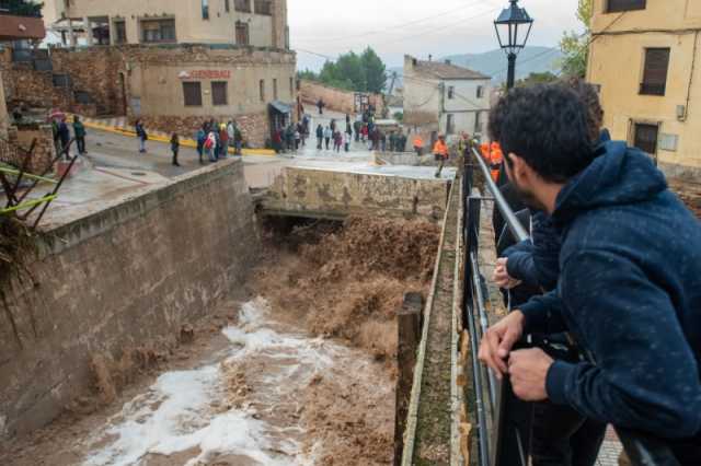 صور| إسبانيا.. فيضانات مدمرة في فالنسيا ومقتل 51 شخصًا