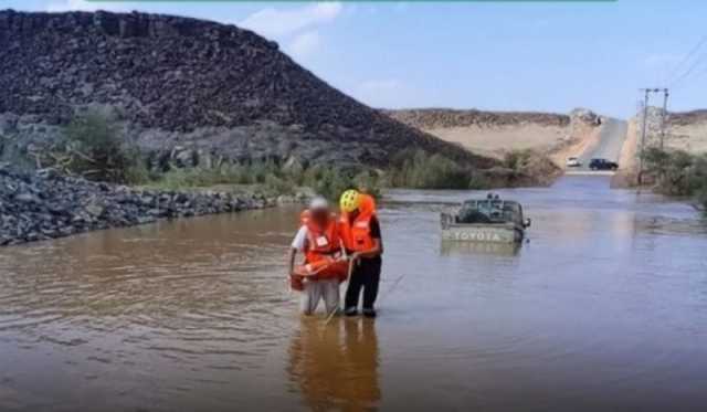 'الدفاع المدني' يحذر من التنزه حول مجاري السيول أو المستنقعات