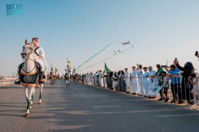 الرياض في اليوم الوطني.. استعراضات جوية مبهرة ومسيرة عسكرية بالشوارع