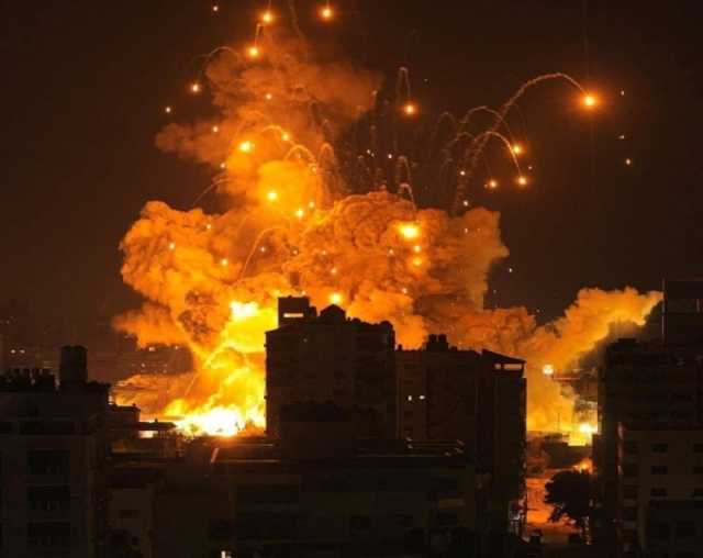 قذائف الفسفور الأبيض.. سلاح محرم دوليًا يُستخدم ضد المدنيين في غزة