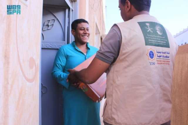 مركز الملك سلمان للإغاثة يدشن مشروع توزيع التمور في بورتسودان