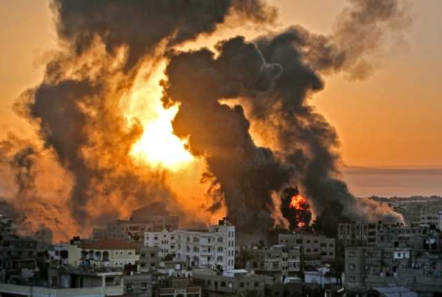 قصف متواصل على غزة يخلف عشرات الشهداء والجرحى